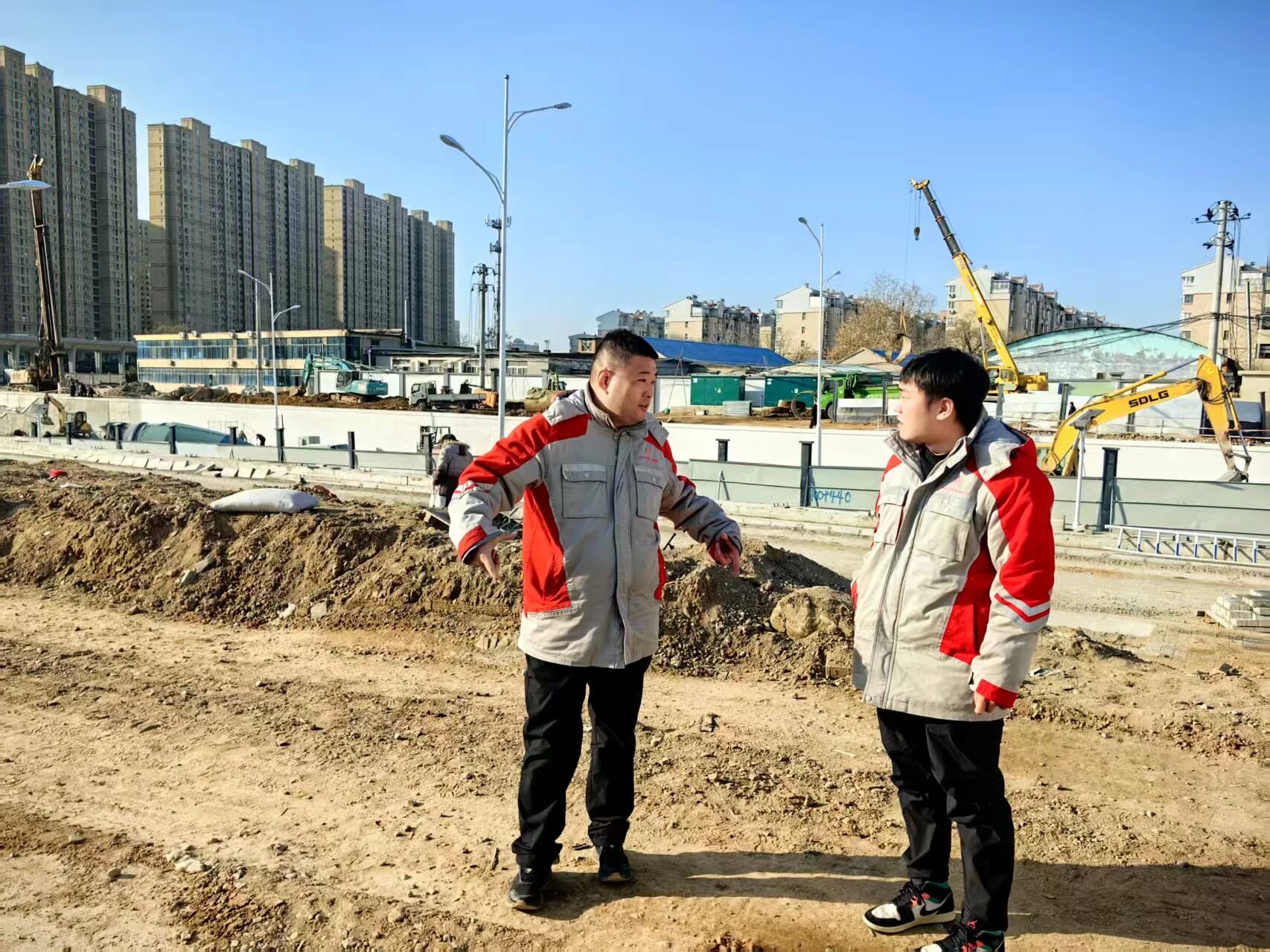 严把安全环保双关 筑牢城市蓝天防线——供热集团开展安全生产与环保扬尘污染专项检查行动